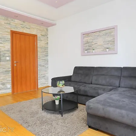 Apartment Deluxe Bagaric Trogir