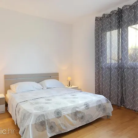 Apartment Deluxe Bagaric Trogir